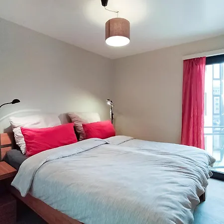 1 Bedroom Stunning In *